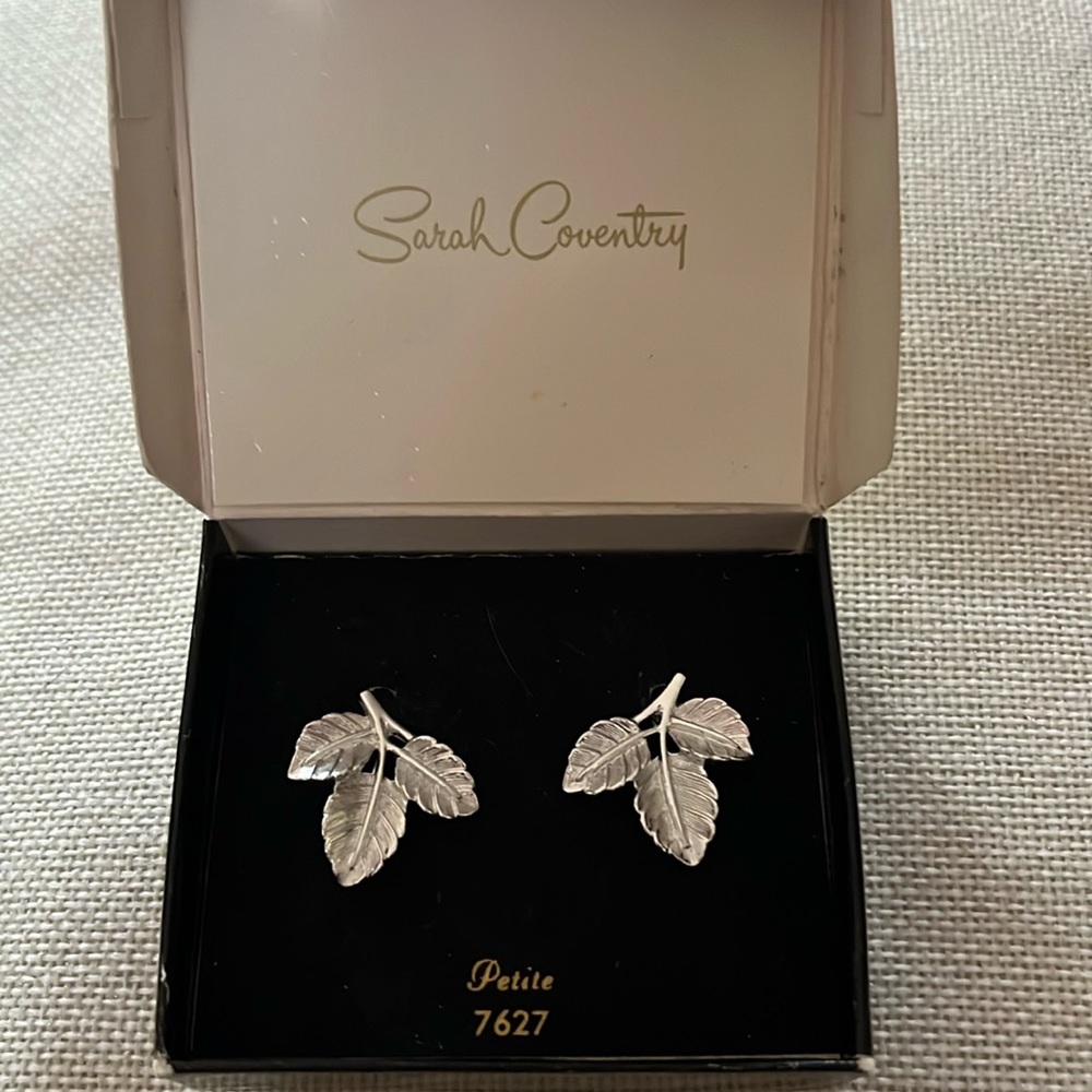 Vintage clip silver tone Sarah Coventry earrings